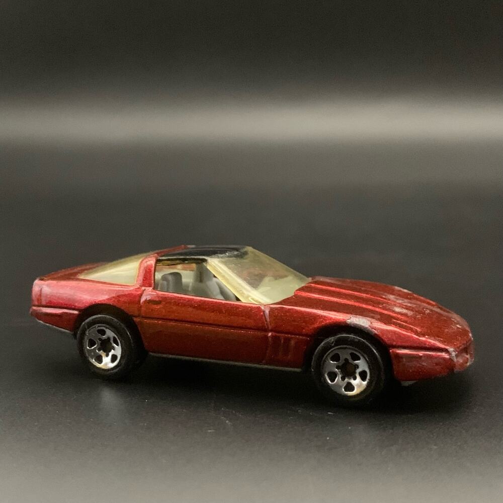 Vintage 1982 Hot Wheels 80’s Corvette Die Cast Maroon Toy Car - Picture 5 of 14